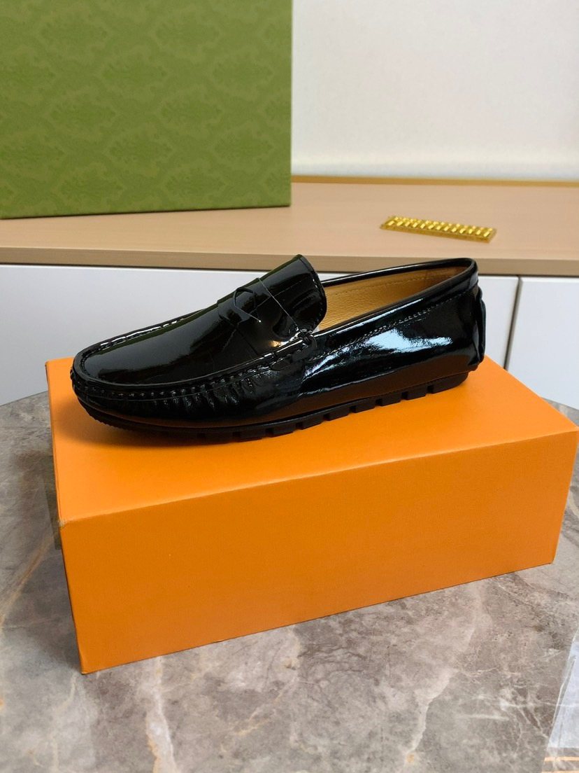 Louis Vuitton Men's Black Leather Loafers - Tan Interior