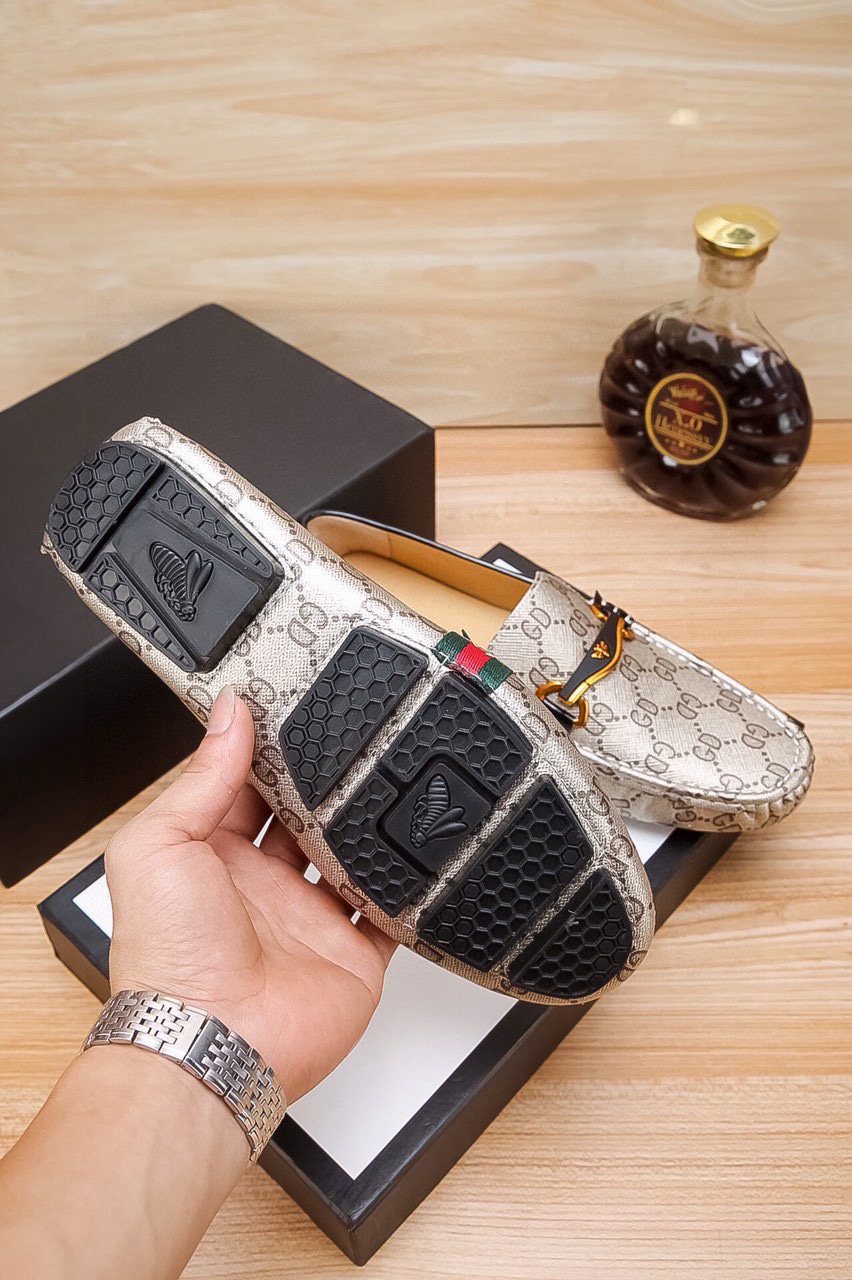 Gucci Patterned Driving Loafers