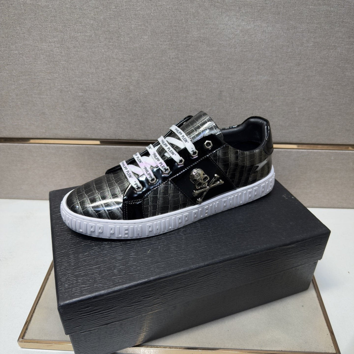 Philipp Plein Men's Plaid Low-Top Sneakers